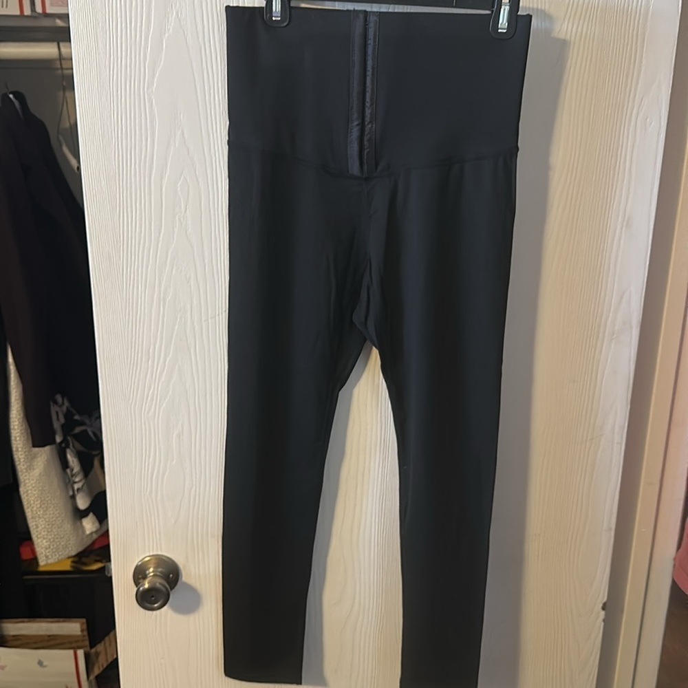 Love poem by Block corset waist leggings size XL